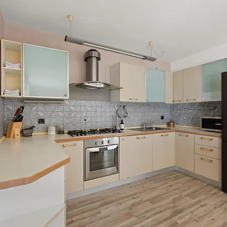 Noelle Apartman *