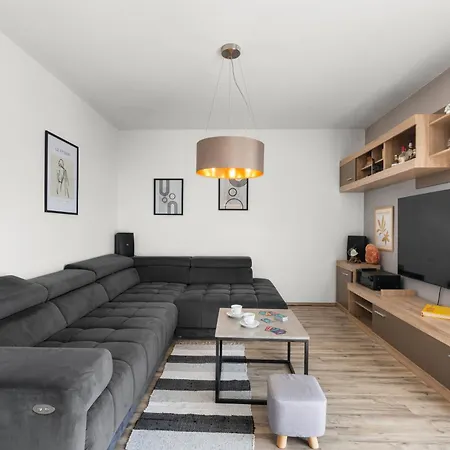 Noelle Apartment *